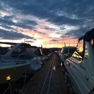 Meet your Posher, Leigh